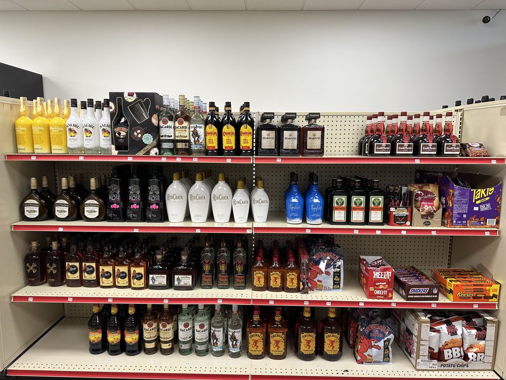 BROTHERS LIQUOR AND CONVENIENCE Updated August 2024 12 Photos
