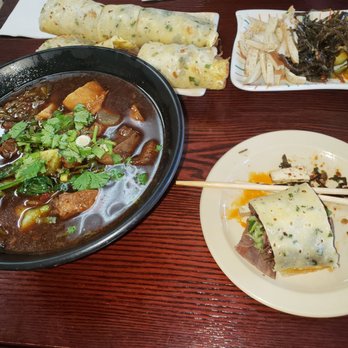 Noodle Pot - Beef roll, beef noodle soup, and seaweed, tofu, and pickle appetizer. - Chinese Near Me - Las Vegas, Nevada Noodle Pot - Beef roll, beef noodle soup, and seaweed, tofu, and pickle appetizer. - Chinese Near Me - Las Vegas, Nevada