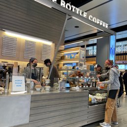 Blue Bottle Coffee in Moynihan Station Blue Bottle Coffee in Moynihan Station