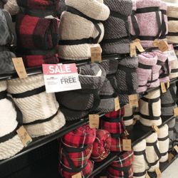 DICK'S Sporting Goods