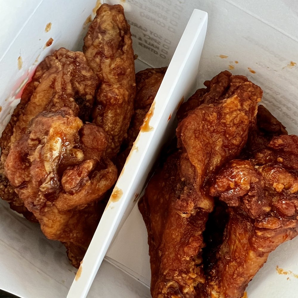 Bonchon - Combo wings - Korean Near Me - Glenview, Illinois