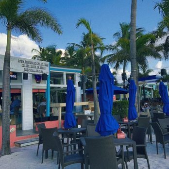 Bongos Beach Bar and Grille - Perfect scenery. - Bars Near Me - St. Pete Beach, Florida
