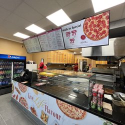Gino's Pizza - Order counter