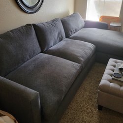 Basset Sectional