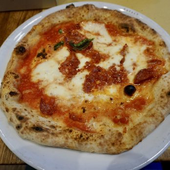 Eataly - Diavola Pizza - Italian Near Me - Munich, BY Eataly - Diavola Pizza - Italian Near Me - Munich, BY