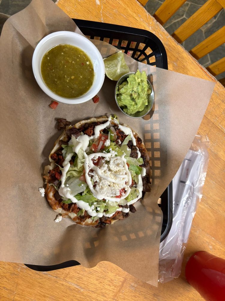 El Manantial - Tienda Mexicana