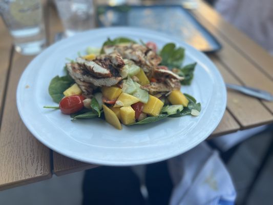 Lilly's Craft and Kitchen by null