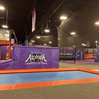Altitude Trampoline Park - Franklin - Inside - Trampoline Parks Near Me - Franklin, Massachusetts