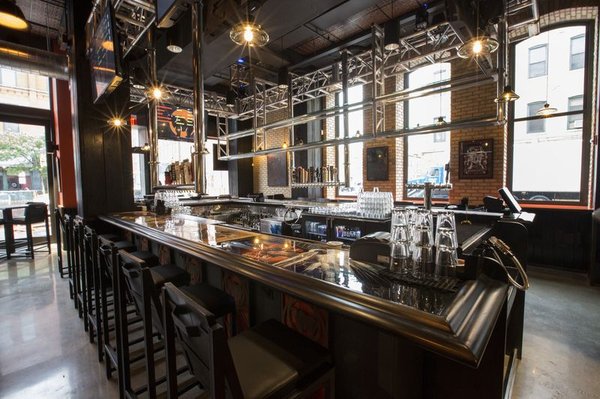 Kuma's Corner West Loop by null