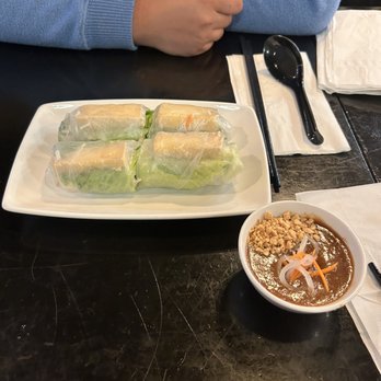 KV Noodle - A5. Vegetarian Spring Rolls- 2pcs - Vietnamese Near Me - San Jose, California