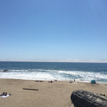 Dad's Luncheonette - This beach is across the highway. It's a long walk, but would make for a killer afternoon at St Francis beach with Dad's sandwiches. - New American Near Me - Half Moon Bay, California