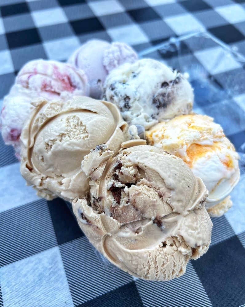 The Orchard House Logo