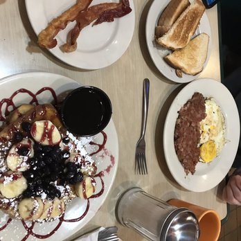 Harpoon Harry's - Breakfast & Brunch Near Me - Key West, Florida