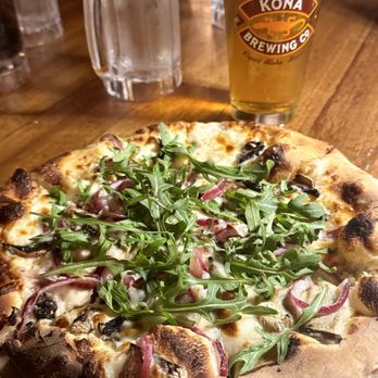 Kona Brewing - Mushroom Pizza - Brewpubs Near Me - Kailua-Kona, Hawaii