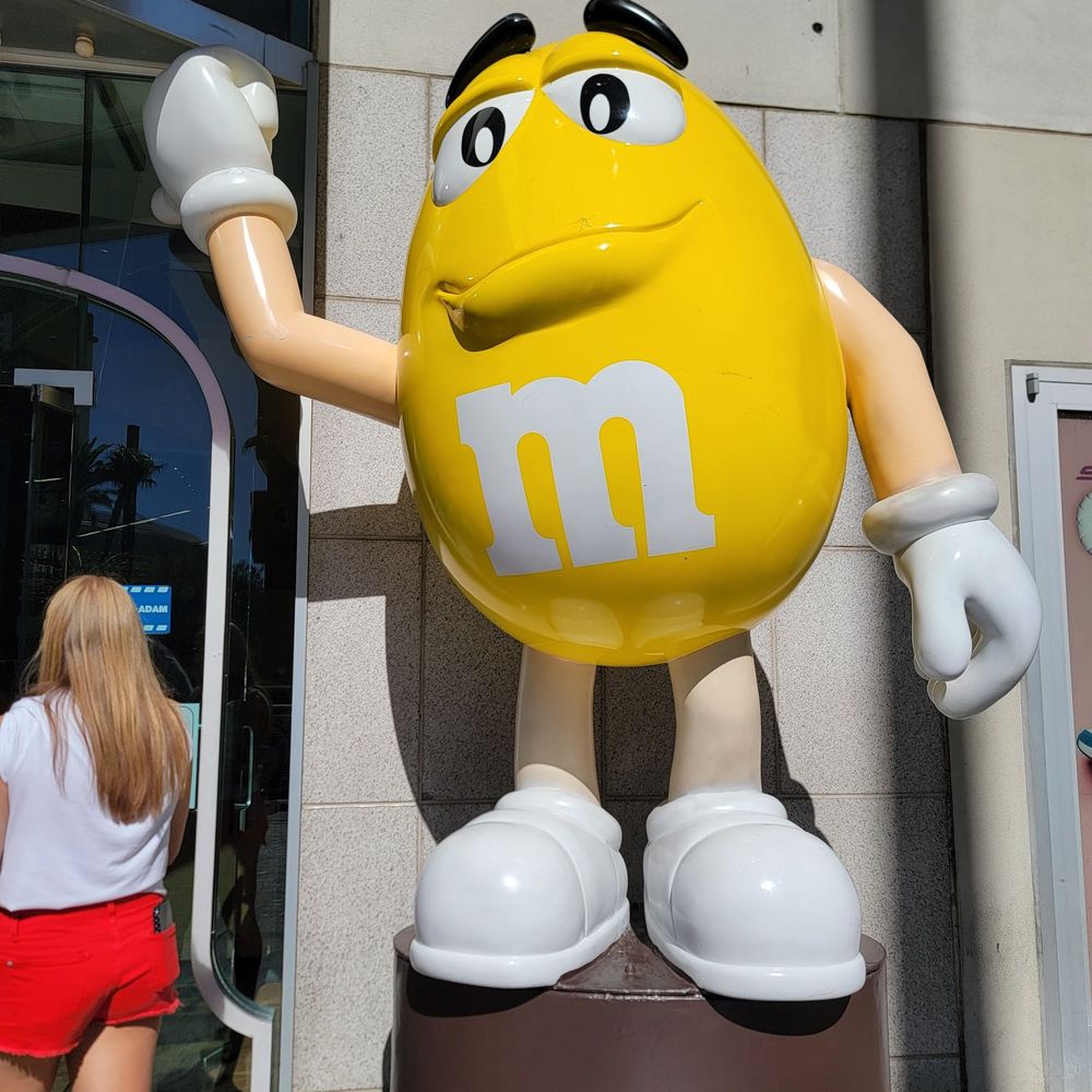 M&M'S World - Chocolatiers & Shops Near Me - Las Vegas, Nevada M&M'S World - Chocolatiers & Shops Near Me - Las Vegas, Nevada