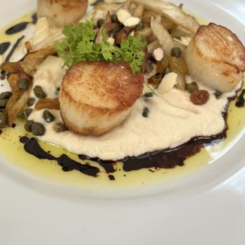 Mulvaney's B & L - Seared Day Boat Scallops - New American Near Me - Sacramento, California