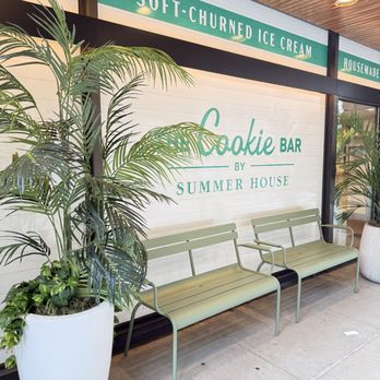 The Cookie Bar by Summer House - Desserts Near Me - Chicago, Illinois The Cookie Bar by Summer House - Desserts Near Me - Chicago, Illinois