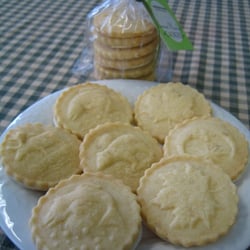 Lemon-Ginger Shortbread (with White Chocolate on bottom - stamped with Vermont themes)