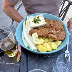 Seasonal asparagus and schnitzel