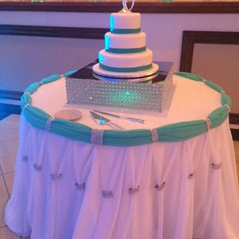 Tony's Reception Palace - Cake Table - Venues & Event Spaces Near Me - Hialeah, Florida