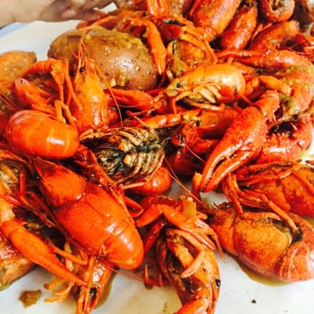 LA Crawfish - Garlic butter crawfish - Vietnamese Near Me - San Antonio, Texas