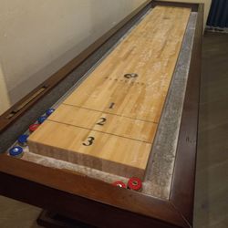 The Social Boardroom - Shuffleboard!