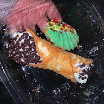 Bova's Bakery - Bakeries Near Me - Boston, Massachusetts