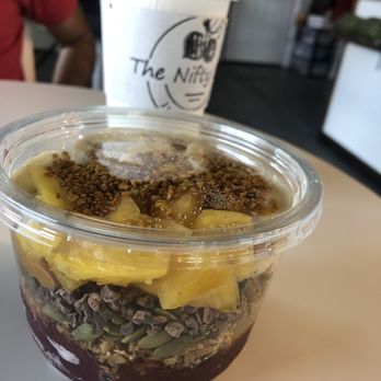 The Nifty Beet - Açaà bowl pineapple coconut - Juice Bars & Smoothies Near Me - Columbus, Indiana The Nifty Beet - Açaà bowl pineapple coconut - Juice Bars & Smoothies Near Me - Columbus, Indiana