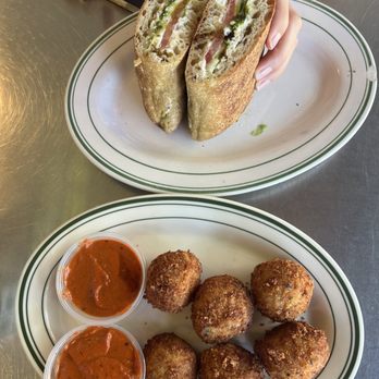 Ggiata - Sandwiches Near Me - Los Angeles, California
