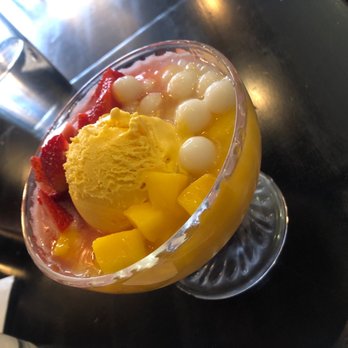 Mango Mango Dessert - Mango with rice ball - Desserts Near Me - Brooklyn, New York Mango Mango Dessert - Mango with rice ball - Desserts Near Me - Brooklyn, New York
