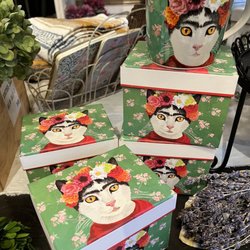 Thistle - Fun and festive!