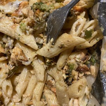 Da Foodie Spot - Salmon pasta - Chicken Wings Near Me - Tucker, Georgia