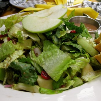 Yellow Vase - Parisian salad - Bakeries Near Me - Redondo Beach, California