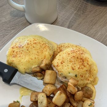 Brunchies - Lutz - Eggs Benny* and Cafe Con Leche... A Tampa Tradition. - Breakfast & Brunch Near Me - Lutz, Florida
