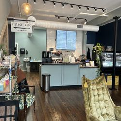 Broadway Bistro and Vintage Trade - The service counter and menu.