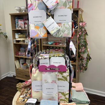 Merry and Bright Celebrations - Springtime styles of our best selling Geometry towels! - Florists Near Me - Cincinnati, Ohio Merry and Bright Celebrations - Springtime styles of our best selling Geometry towels! - Florists Near Me - Cincinnati, Ohio