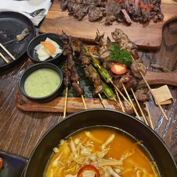 HEM Kitchen And Bar - Vietnamese Near Me - Houston, Texas HEM Kitchen And Bar - Vietnamese Near Me - Houston, Texas