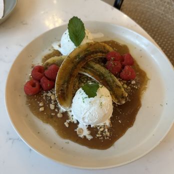 Lantern House Kitchen & Bar - Banana Dessert - Asian Fusion Near Me - Reston, Virginia Lantern House Kitchen & Bar - Banana Dessert - Asian Fusion Near Me - Reston, Virginia