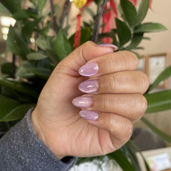 Finest Nails & Spa - Purple cat eye gel nails - Nail Salons Near Me - Huntington Beach, California