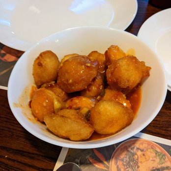 Udupi Palace Restaurant - Manchurian idli, nice sauce, mildly spicy, and idli are fried to be crisp - Vegetarian Near Me - Chicago, Illinois