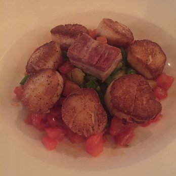 Fat Canary - The scallops paired nicely with buttery fingerling potatoes. - New American Near Me - Williamsburg, Virginia Fat Canary - The scallops paired nicely with buttery fingerling potatoes. - New American Near Me - Williamsburg, Virginia