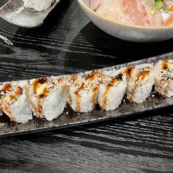 Sushi Kashiwa - Rock Roll ($8) - Sushi Bars Near Me - Pacifica, California