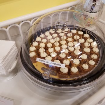 Nothing Bundt Cakes - free samples - Bakeries Near Me - Greenwood, Indiana