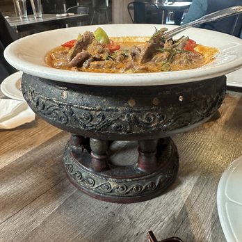 Thai Basil - Curry w style - Thai Near Me - Sunnyvale, California