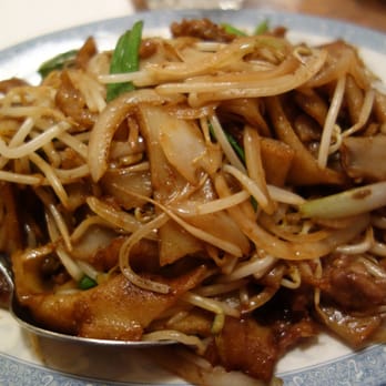 BinHai - Gone Chow beef rice noodle - Chinese Near Me - Northbrook, Illinois