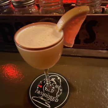Bootlegger Cocktail Bar & Cuisine - Cocktail Bars Near Me - Montreal, Quebec