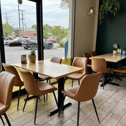 Ding Cafe - Lovely new tables and chairs.
