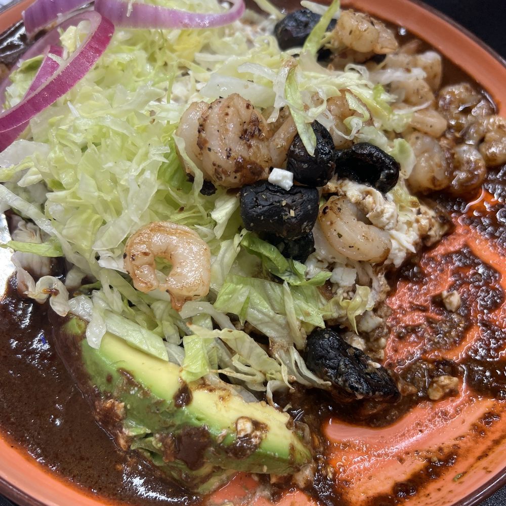 Green Chilitos - Enchiladas with chicken and added shrimp and mushrooms with Molé Sauce - Mexican Near Me - Fairfield, Connecticut Green Chilitos - Enchiladas with chicken and added shrimp and mushrooms with Molé Sauce - Mexican Near Me - Fairfield, Connecticut