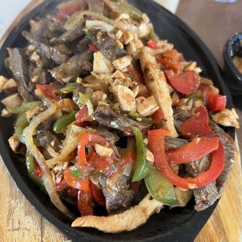 Cafe El Palomar - Combo fajita - Mexican Near Me - Santa Cruz, California Cafe El Palomar - Combo fajita - Mexican Near Me - Santa Cruz, California