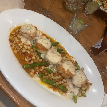 Decoys Seafood - Scallops on a bed of corn & asparagus! DELICIOUS! - Seafood Near Me - Suffolk, Virginia